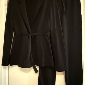 Chic Black Women's Pantsuit